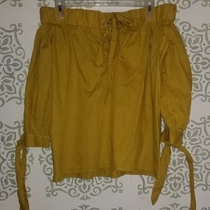 Iris Mustard off-the-shoulder blouse sz M